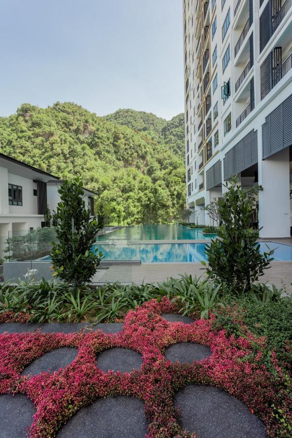Ipoh Tambun Lost World Sunway Onsen Suites Luna 2R2B 8Paxs Exterior photo